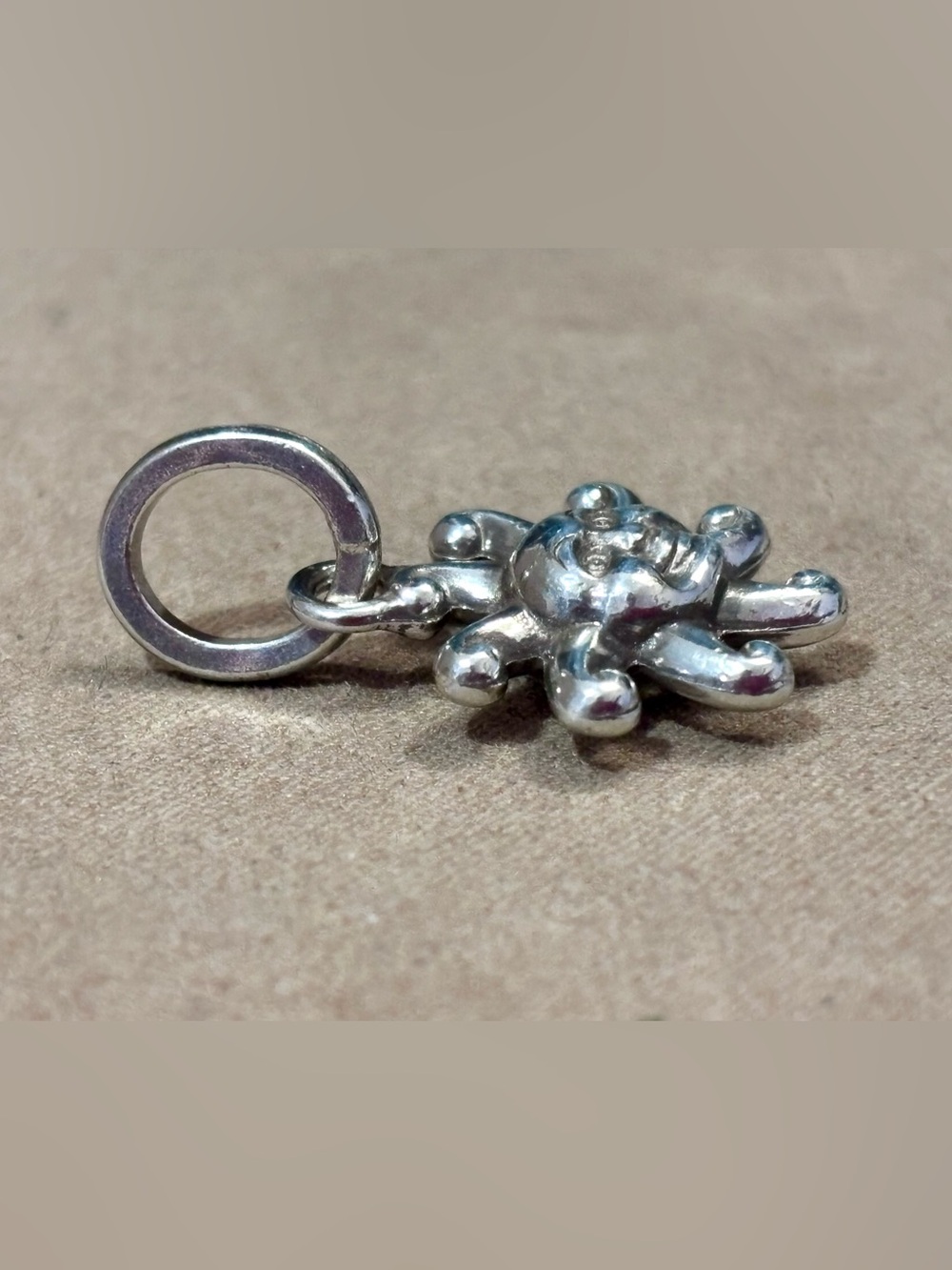 🆕 Brighton Arizona state charm Silver smiling sun “The Arizona Sun” on back - Picture 3 of 5